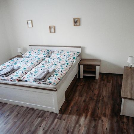Vitovsky Statek Lägenhet Zizice Exteriör bild
